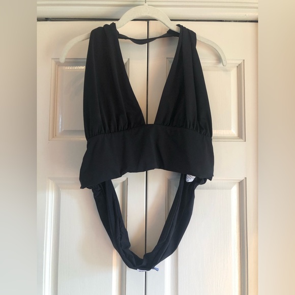Princess Polly black halter top, 20 - Picture 3 of 10